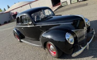 Ford-coupe-1940-black-2
