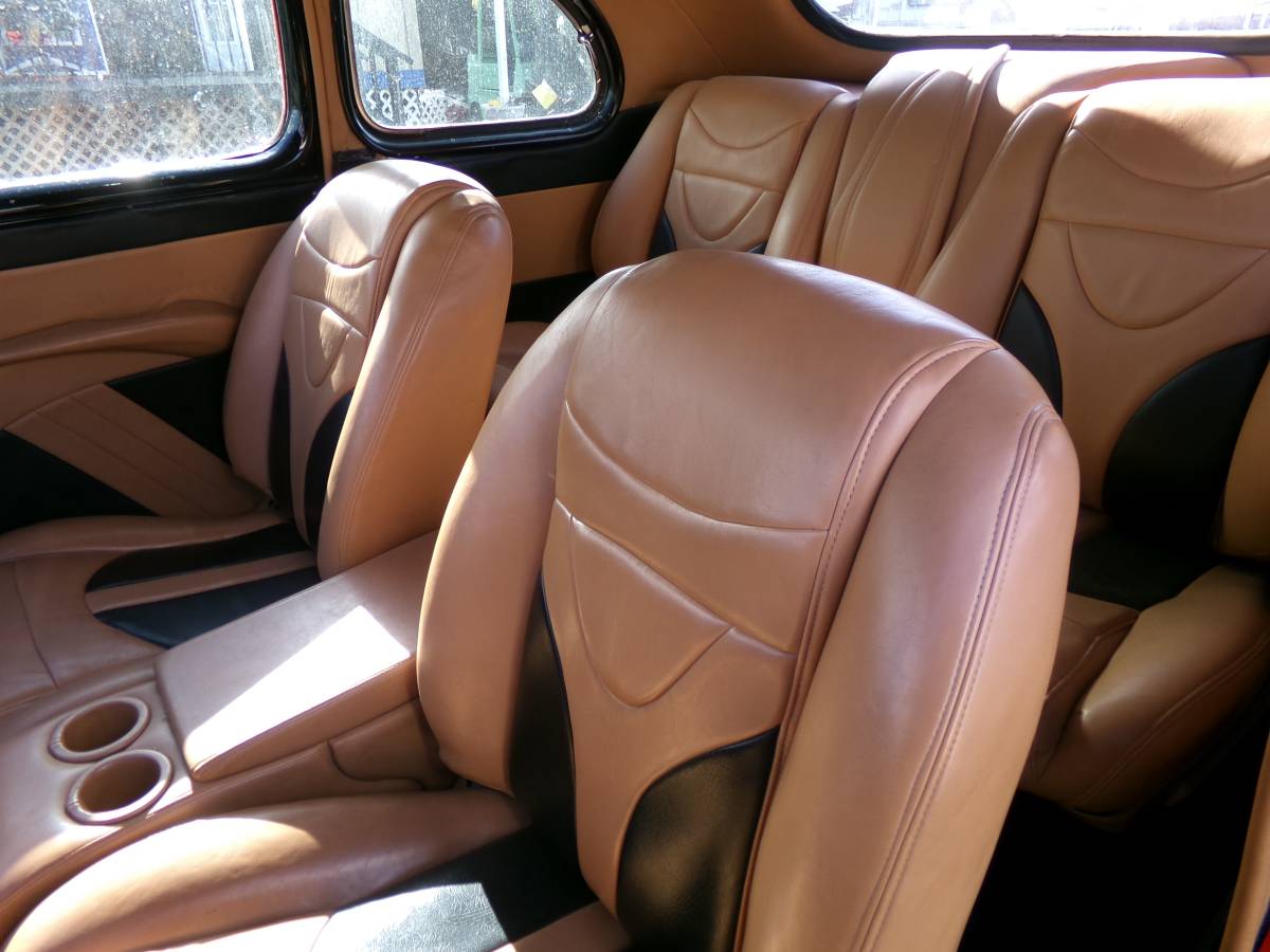 Ford-coupe-1948-red-8