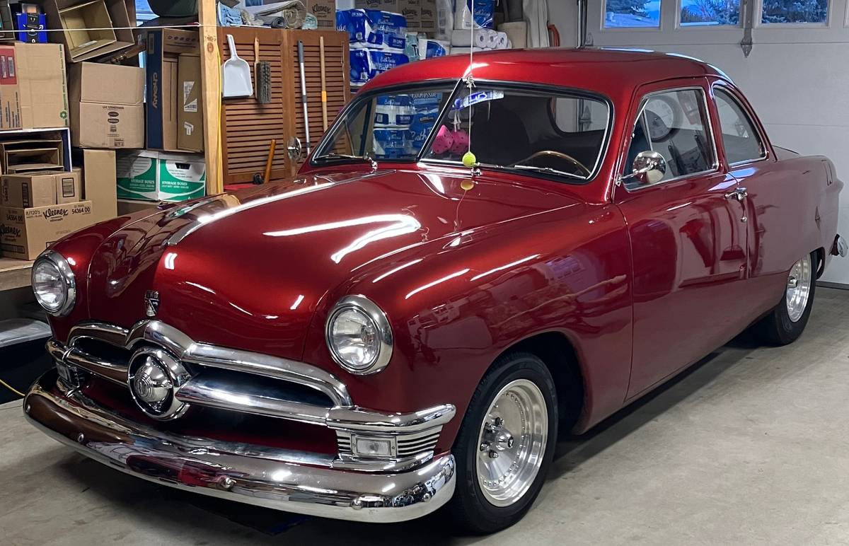 Ford-coupe-1950-red-4