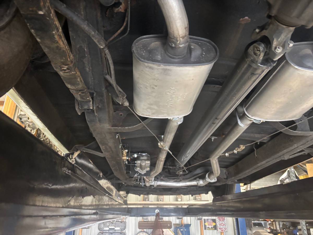 Ford-coupe-1951-green-10