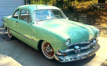 Ford-coupe-1951-green-4