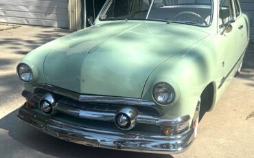 Ford-coupe-1951-green-6