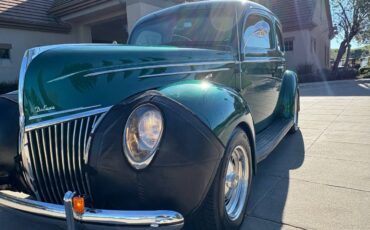 Ford-coupe-deluxe-1940-green-10