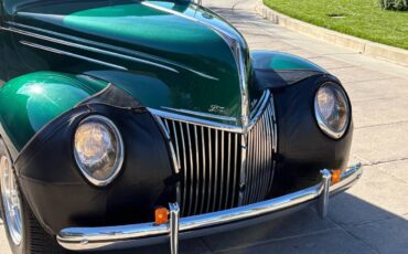 Ford-coupe-deluxe-1940-green-3