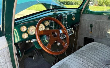 Ford-coupe-deluxe-1940-green-8