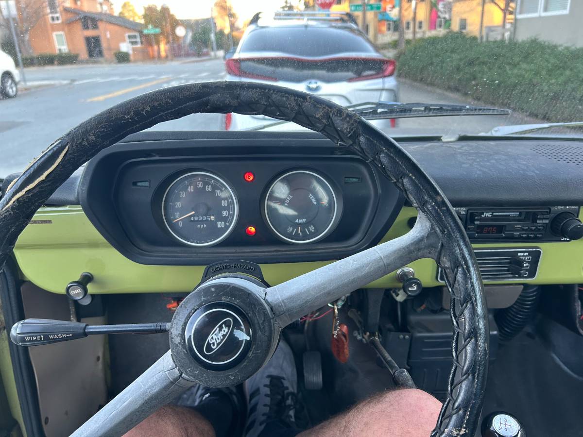 Ford-courier-1975-green-4