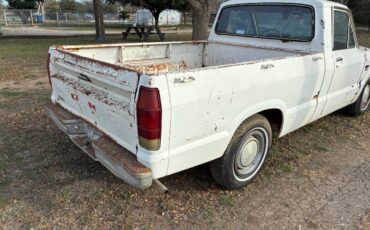 Ford-courier-pk-1978-2