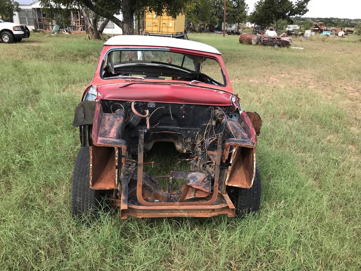 Ford-crown-victoria-1951-red-1