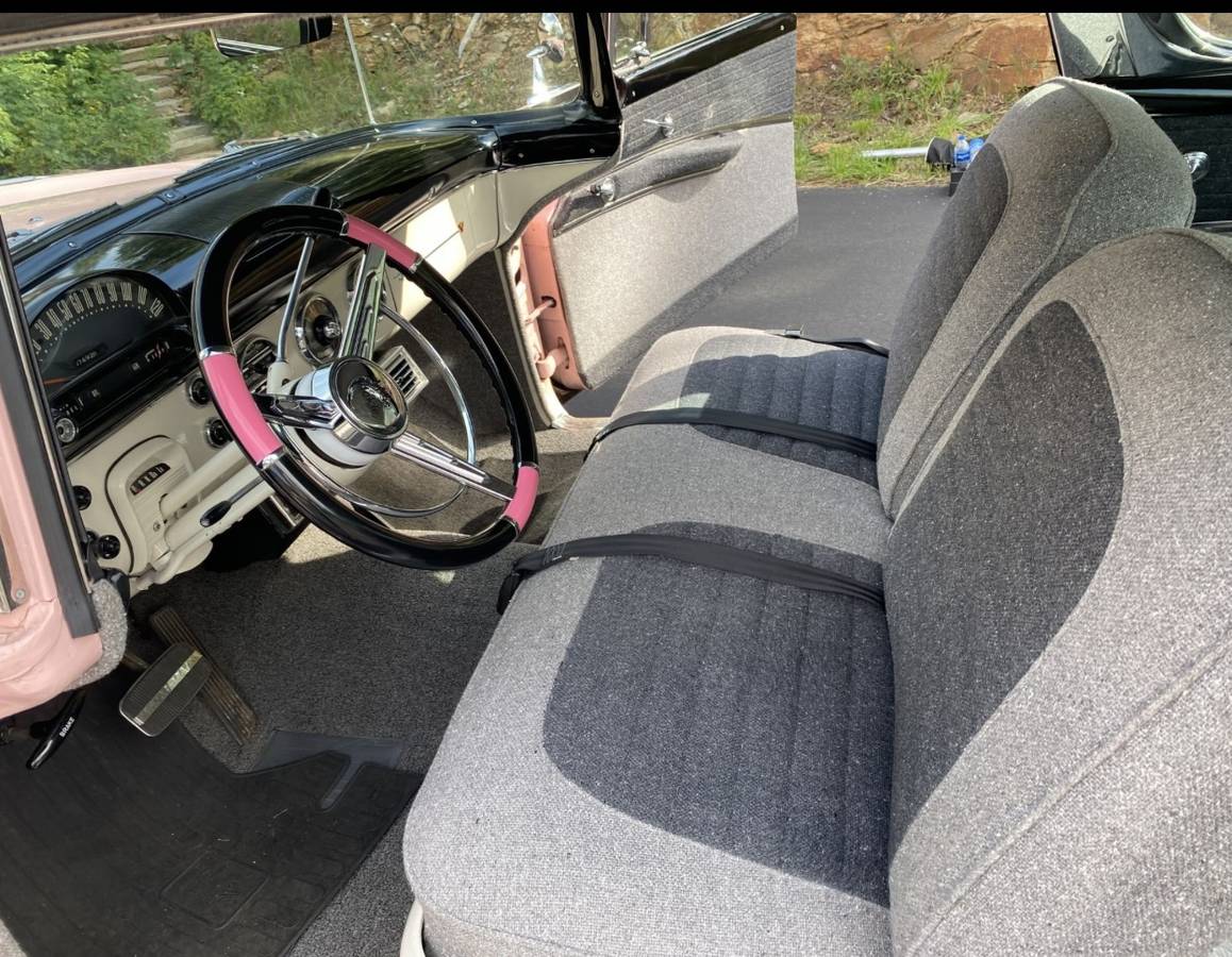 Ford-crown-victoria-1955-black-4