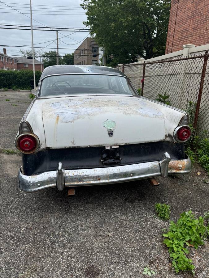 Ford-crown-victoria-1955-blue-3