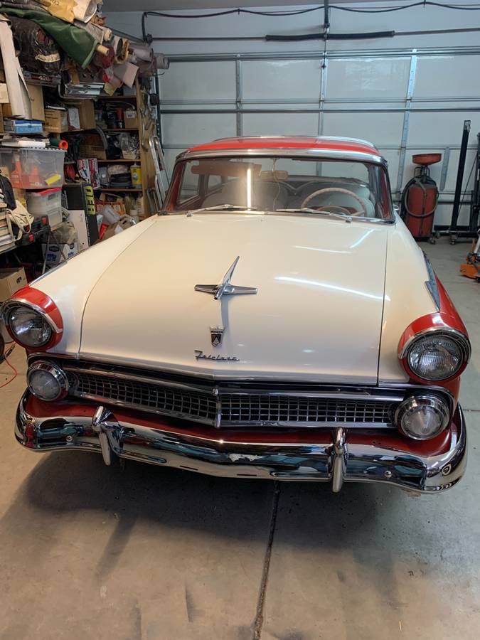 Ford-crown-victoria-1955-red-1