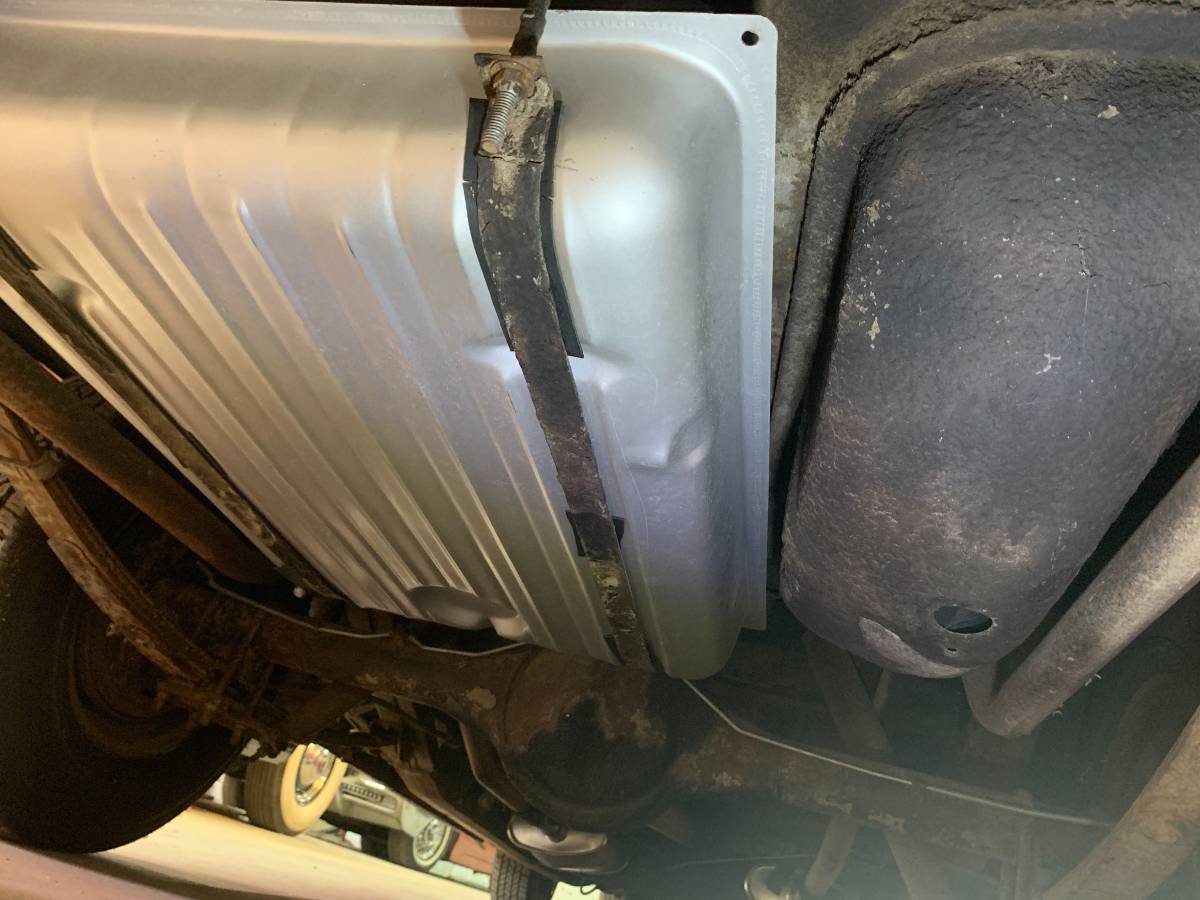 Ford-crown-victoria-1955-red-19