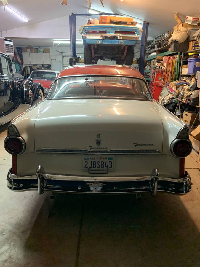 Ford-crown-victoria-1955-red-4