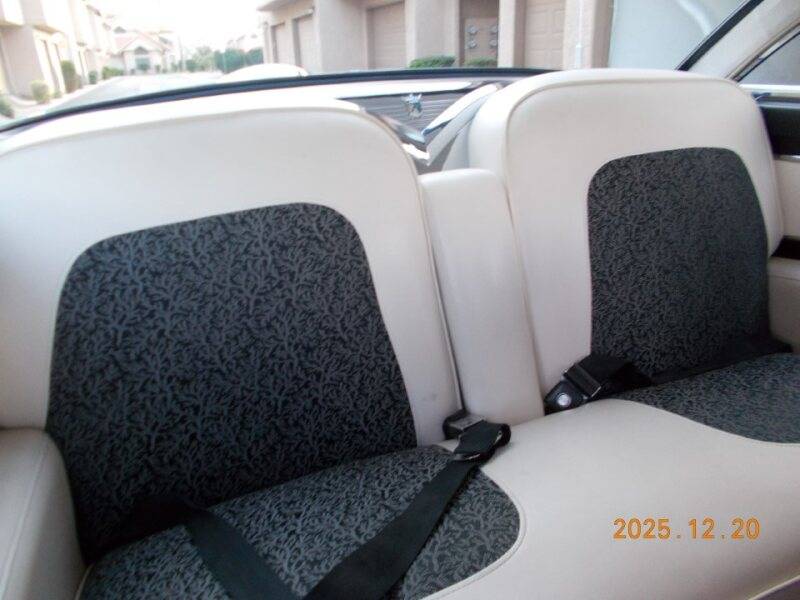 Ford-crown-victoria-1956-black-1