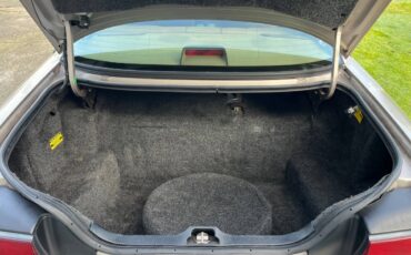 Ford-crown-victoria-1995-12