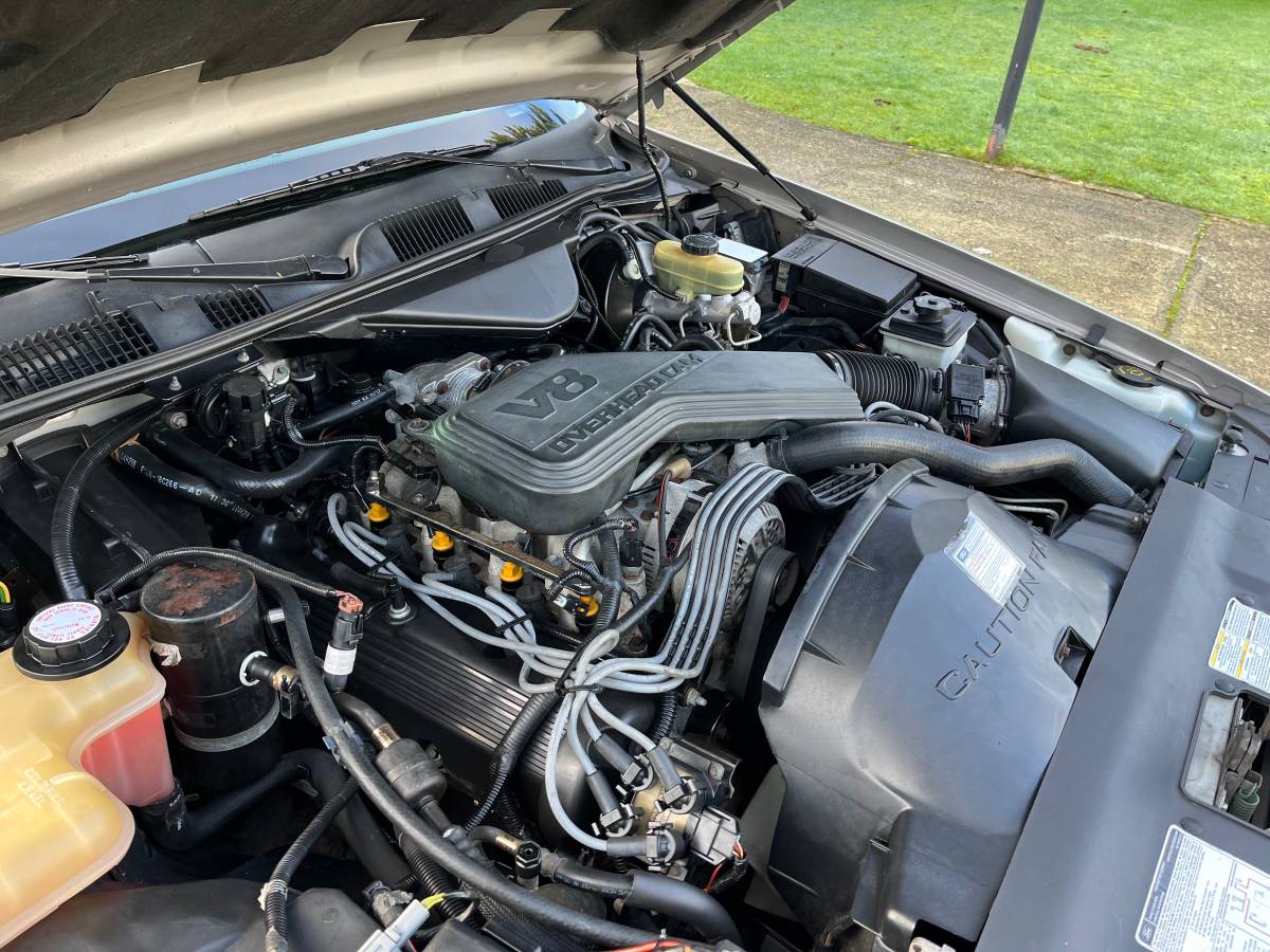 Ford-crown-victoria-1995-2