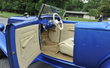 Ford-custom-1932-blue-10