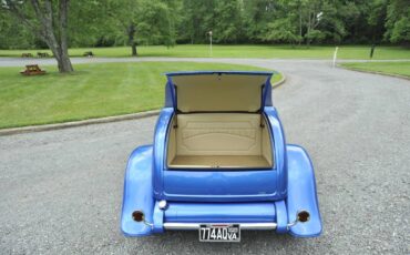 Ford-custom-1932-blue-12