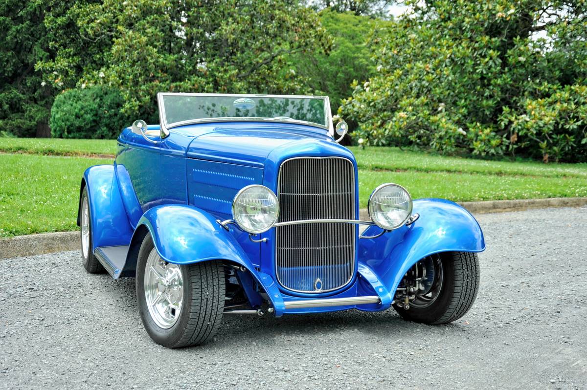 Ford-custom-1932-blue-14
