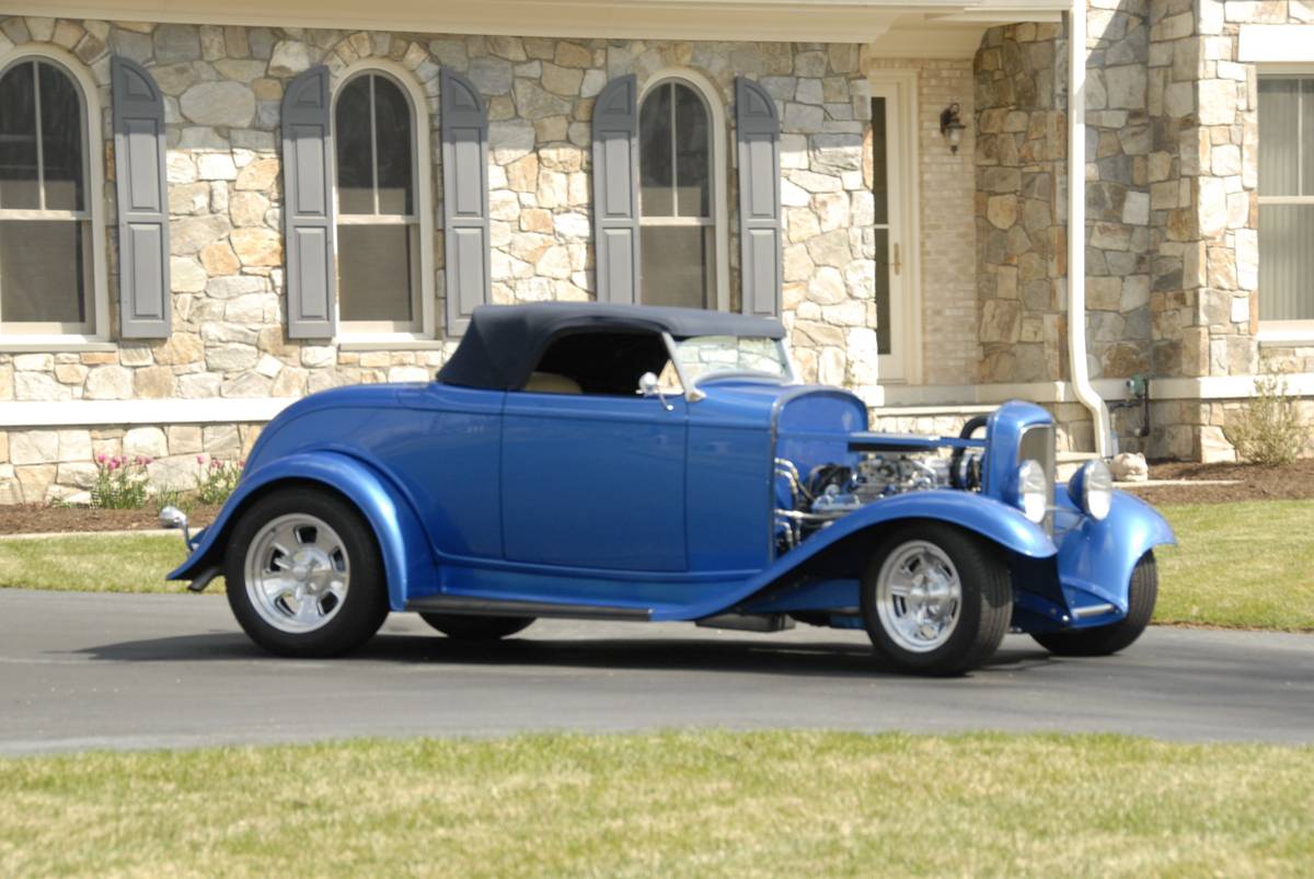 Ford-custom-1932-blue-19