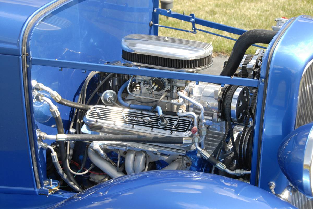 Ford-custom-1932-blue-2