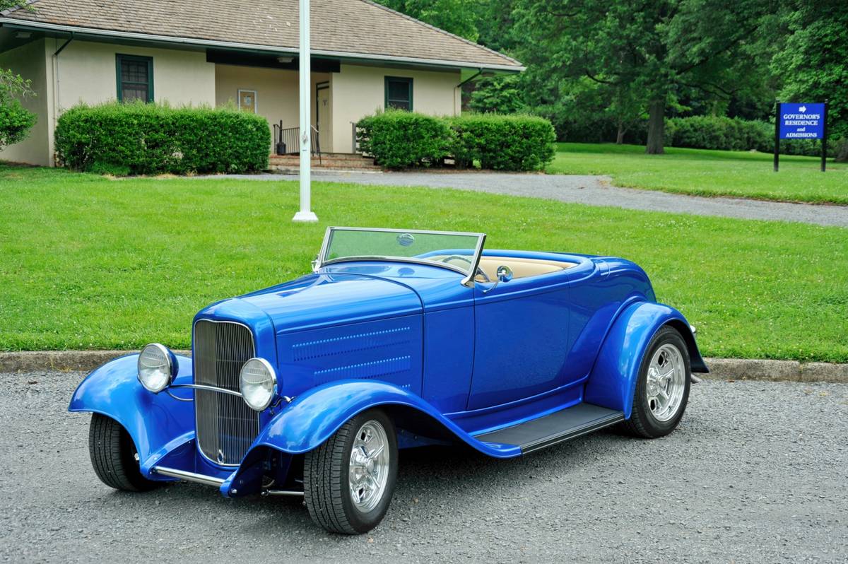 Ford-custom-1932-blue-7