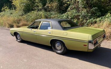 Ford-custom-500-1972-11