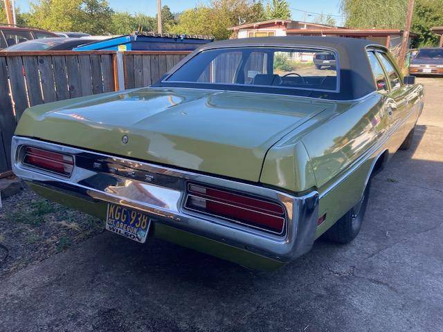 Ford-custom-500-1972-4