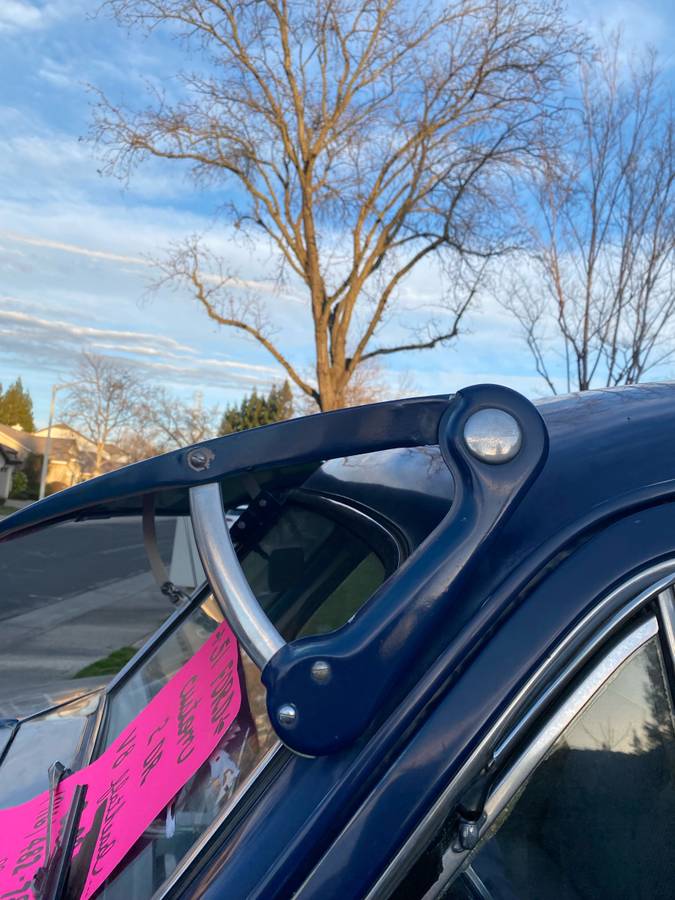 Ford-custom-v8-flathead-1951-blue-10