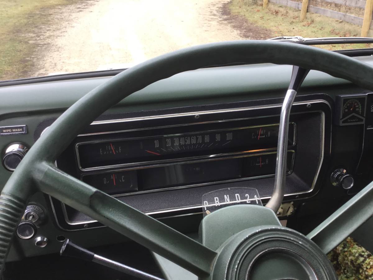 Ford-custom-van-1972-green-1