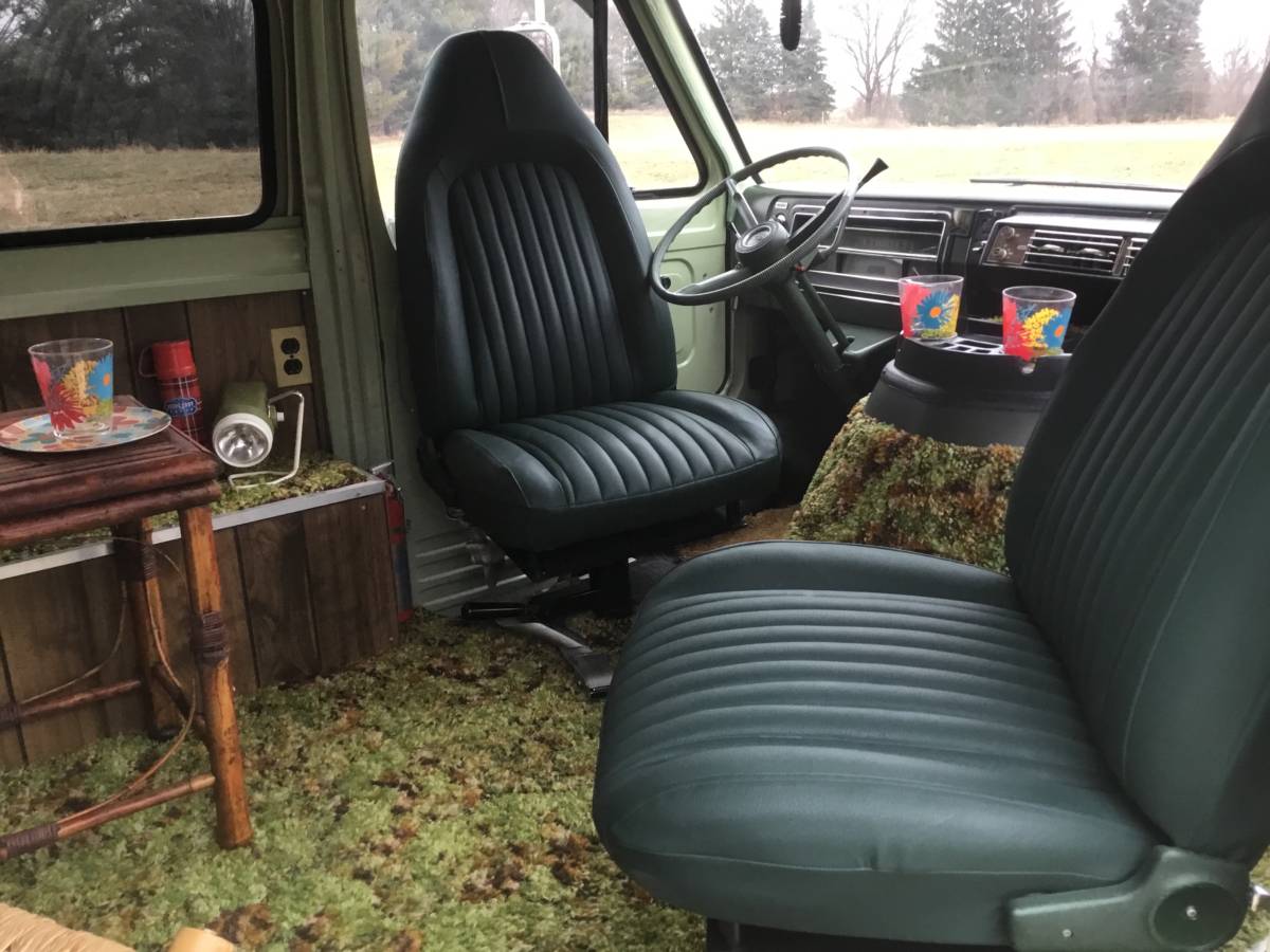 Ford-custom-vav-1972-green-10