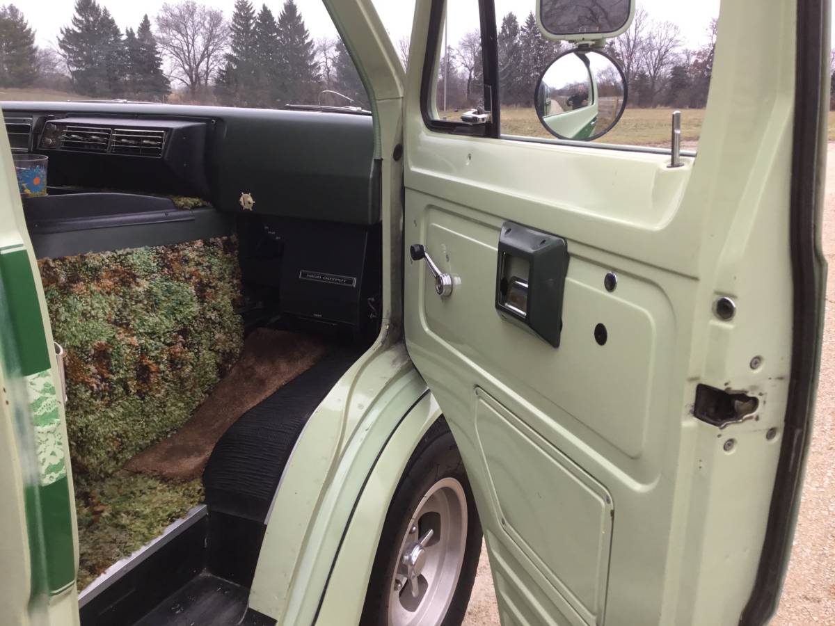 Ford-custom-vav-1972-green-12