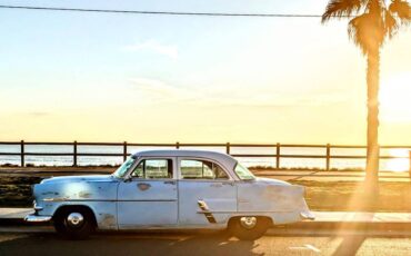 Ford-customline-1953-blue-9