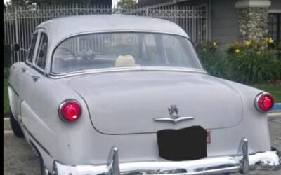 Ford customline deluxe 1953