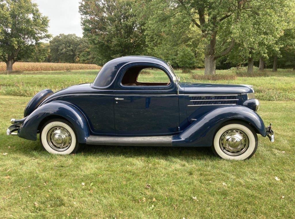 Ford-deluxe-1936-blue-1