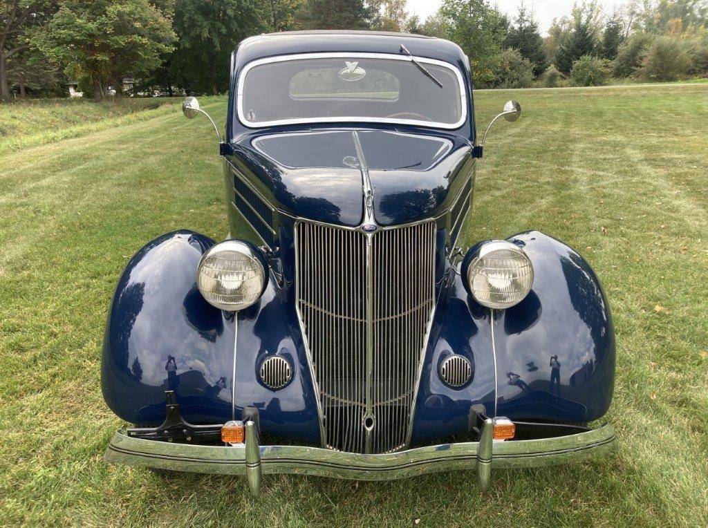 Ford-deluxe-1936-blue-4