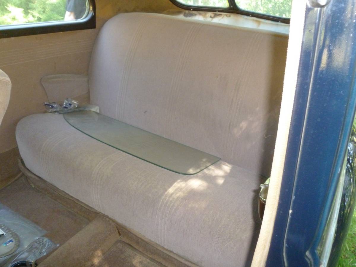 Ford-deluxe-1940-blue-35