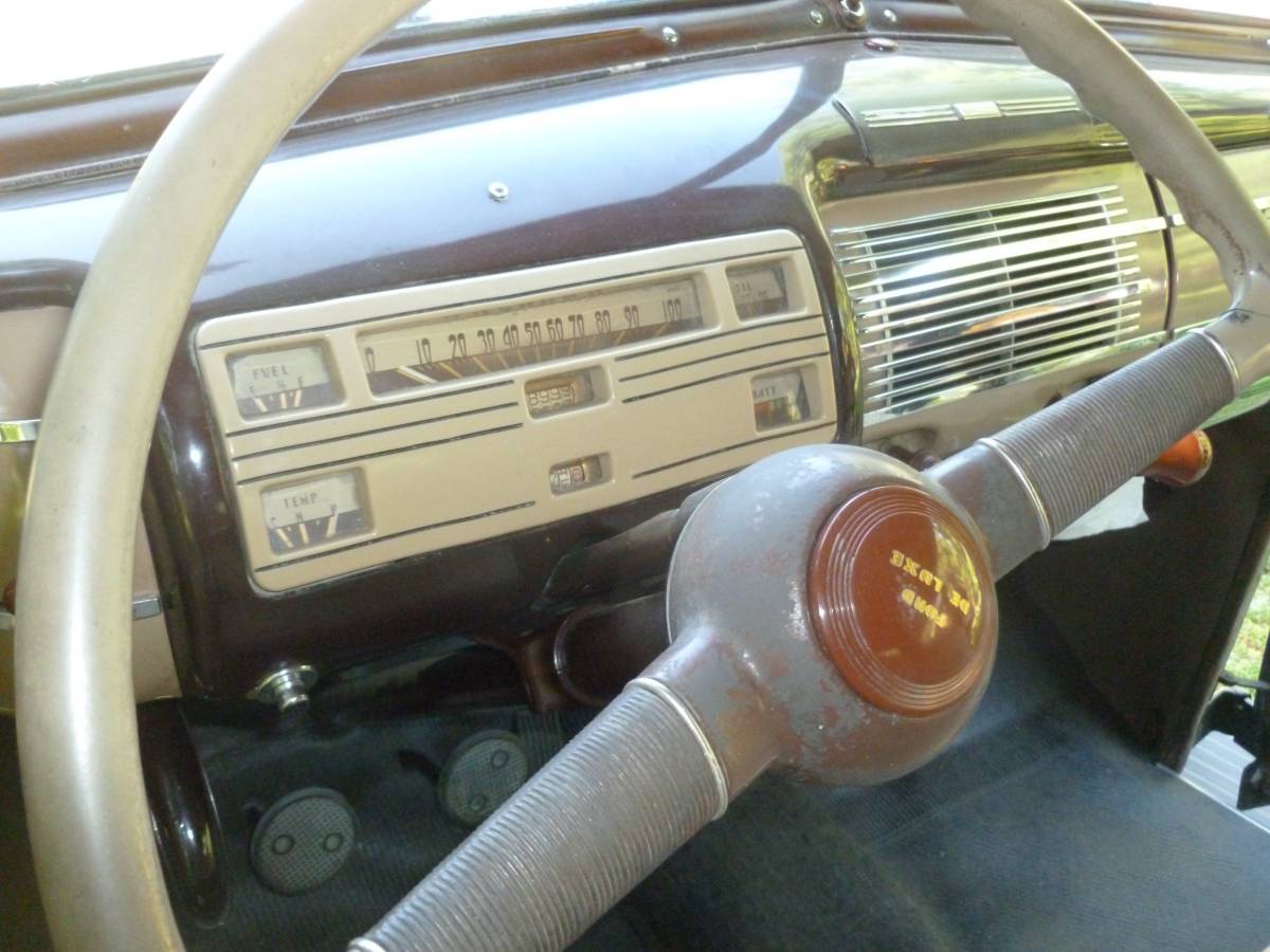 Ford-deluxe-1940-blue-61