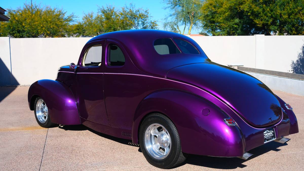 Ford-deluxe-1940-purple-8