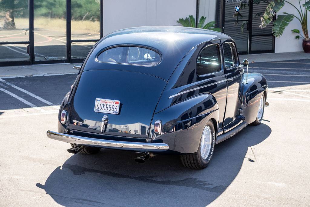 Ford-deluxe-1941-6