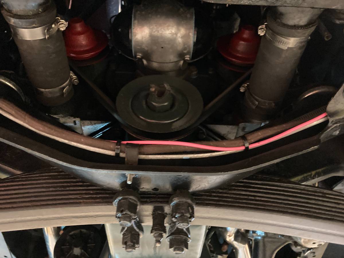 Ford-deluxe-coupe-1938-red-1