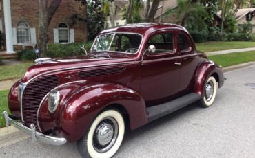 Ford-deluxe-coupe-1938-red-10