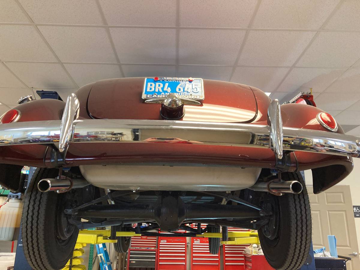 Ford-deluxe-coupe-1938-red-12