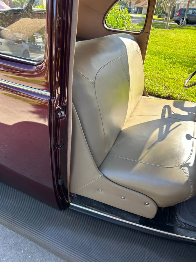 Ford-deluxe-coupe-1938-red-5