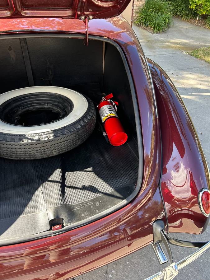 Ford-deluxe-coupe-1938-red-7