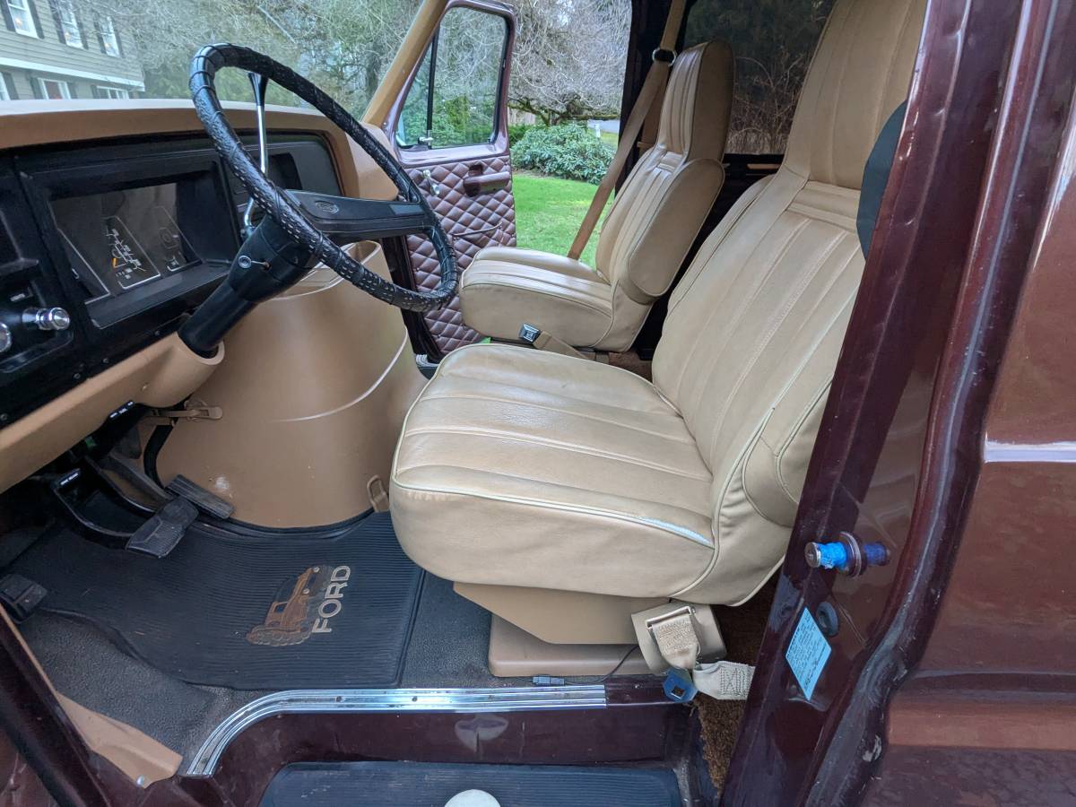 Ford-e-150-econoline-1977-brown-17