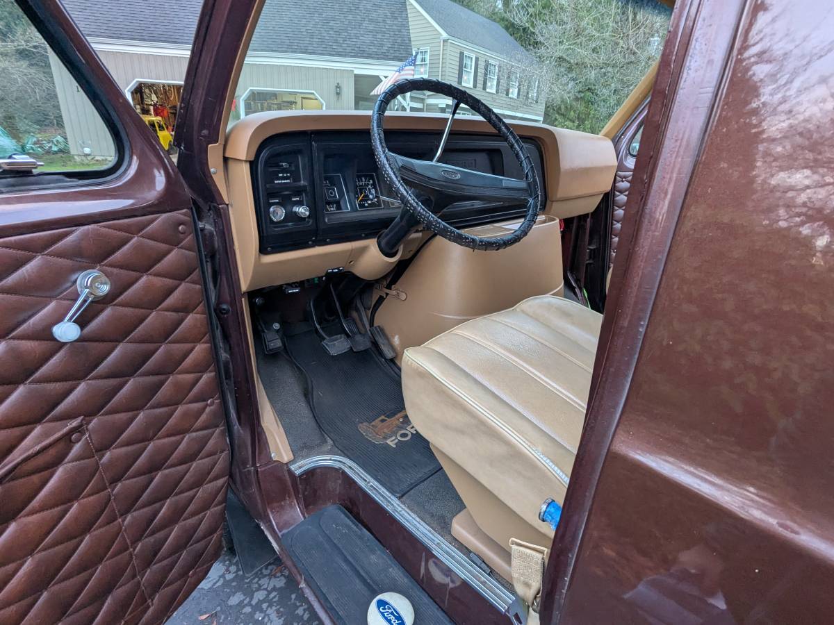 Ford-e-150-econoline-1977-brown-6