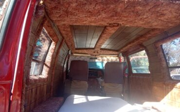 Ford-e-150-econoline-1982-red