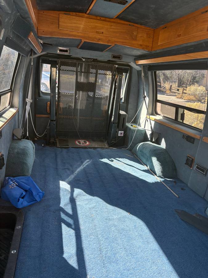 Ford-e-150-econoline-1995-white-1