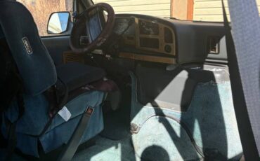 Ford-e-150-econoline-1995-white